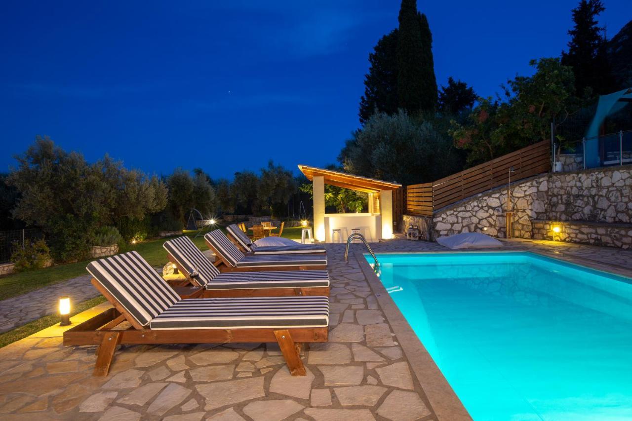 Villa Artemis Nikiana Exterior photo