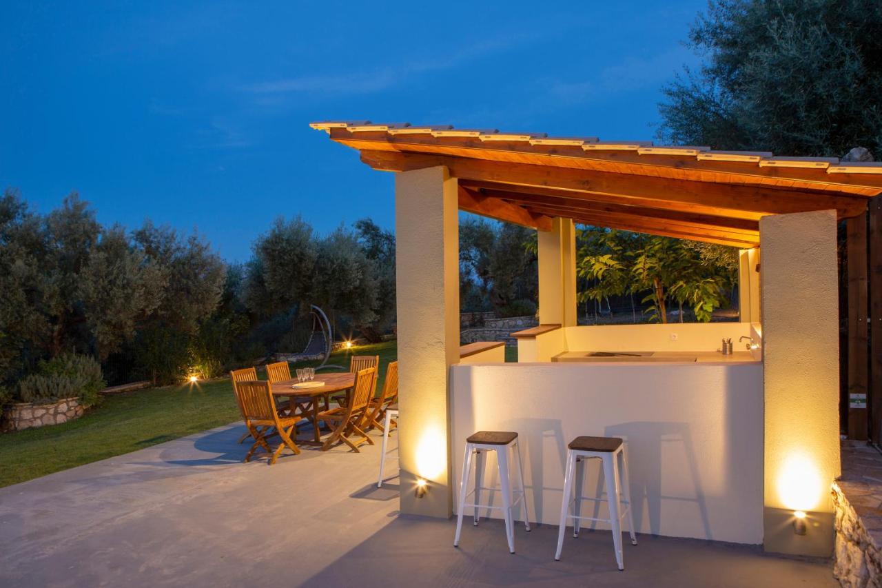 Villa Artemis Nikiana Exterior photo